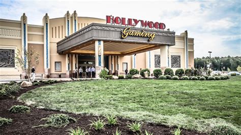Hollywood Gaming at Mahoning Valley Race Course: .
